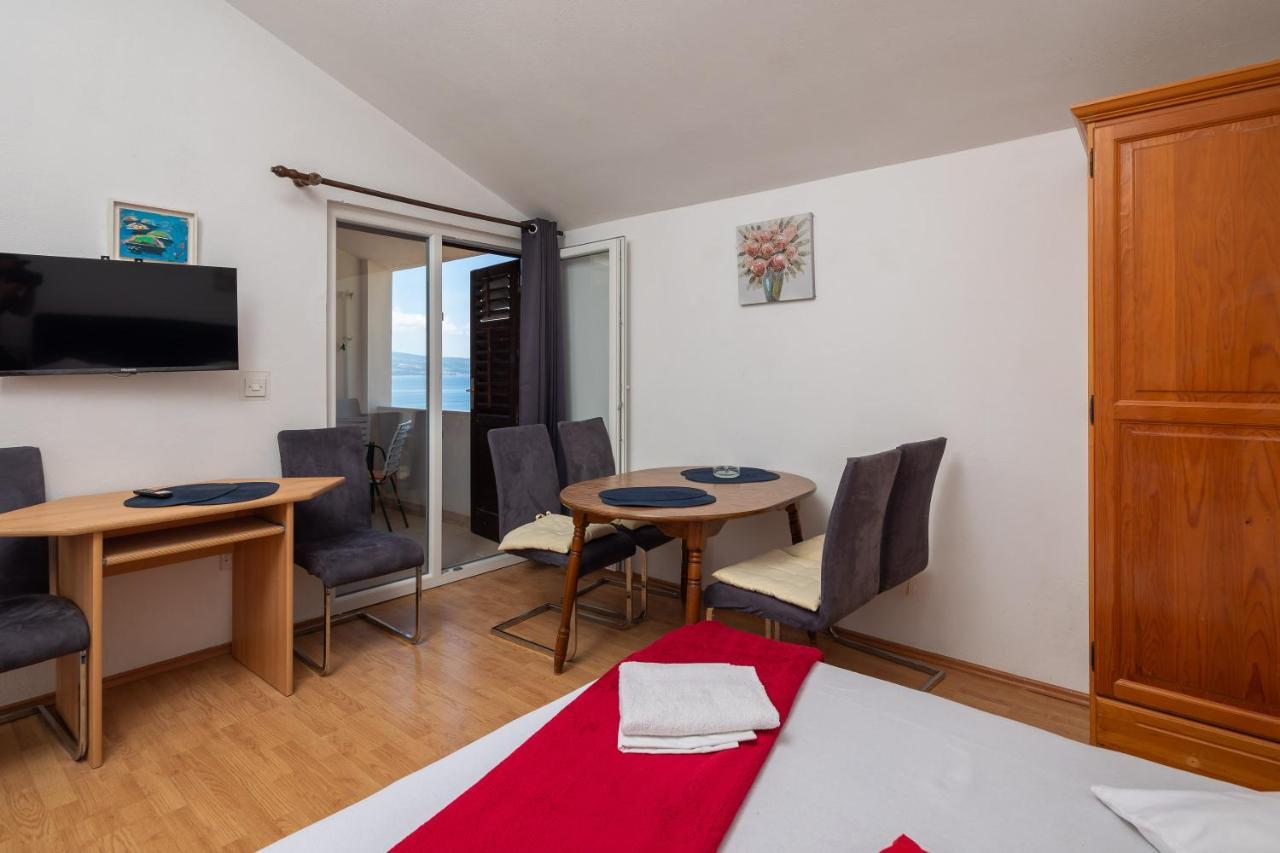 Beach Apartments Borovina Stanici Ngoại thất bức ảnh