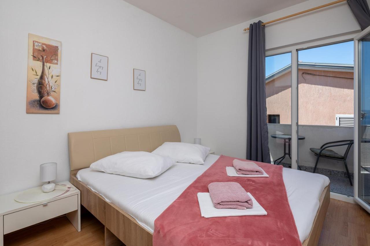 Beach Apartments Borovina Stanici Ngoại thất bức ảnh