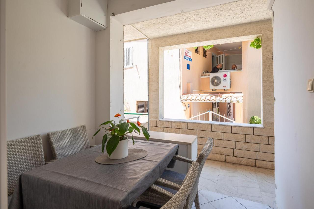 Beach Apartments Borovina Stanici Ngoại thất bức ảnh