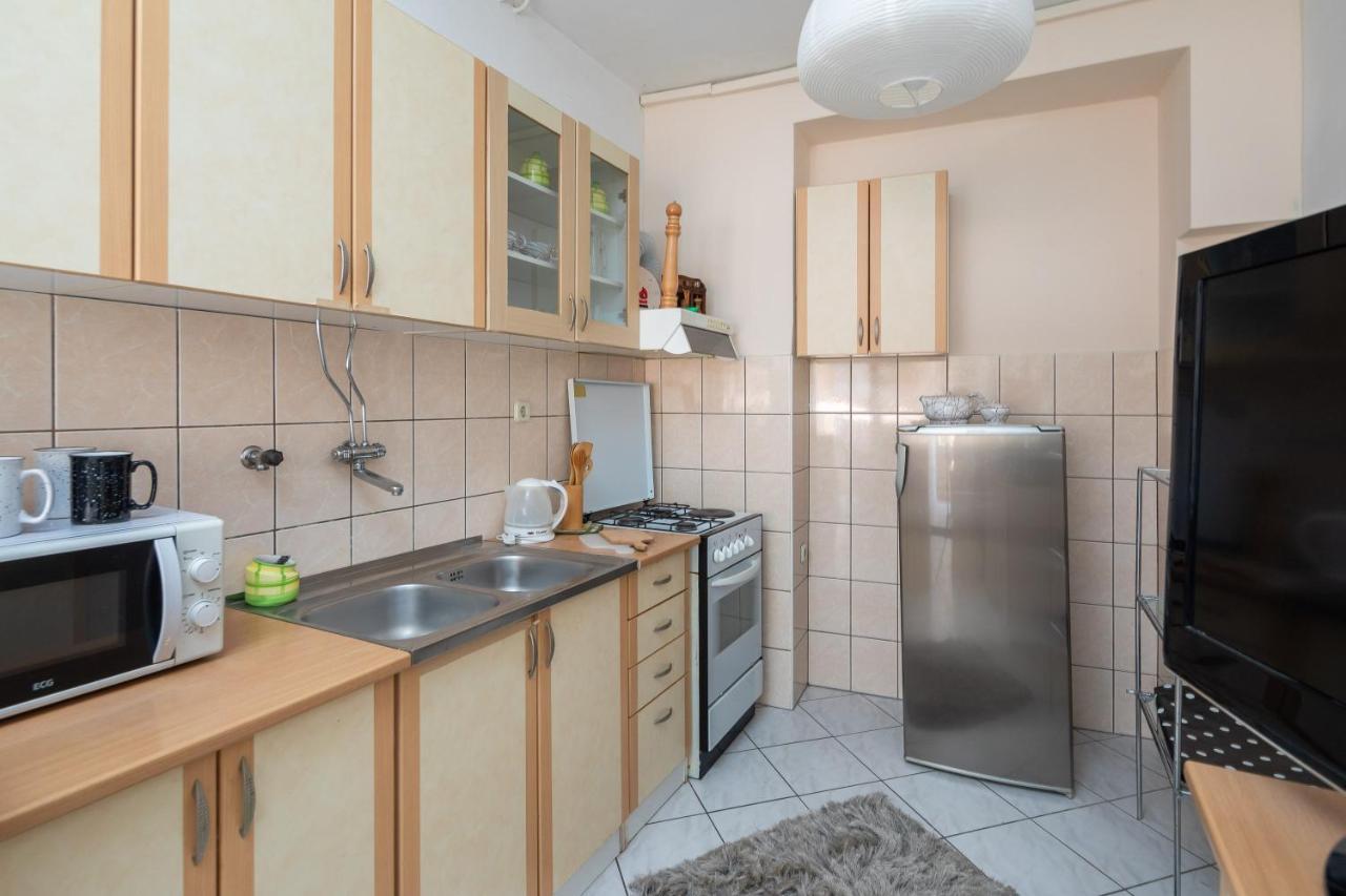Beach Apartments Borovina Stanici Ngoại thất bức ảnh