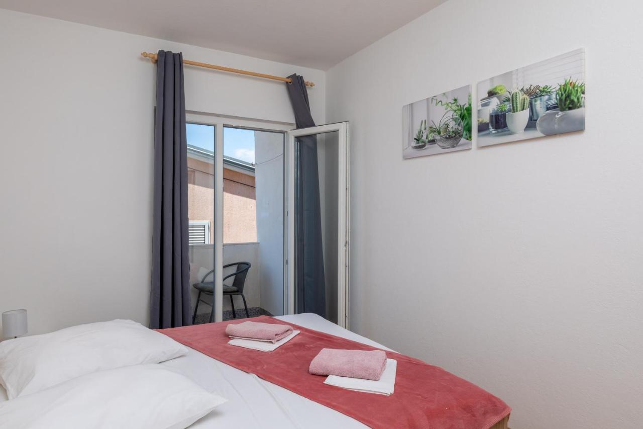 Beach Apartments Borovina Stanici Ngoại thất bức ảnh