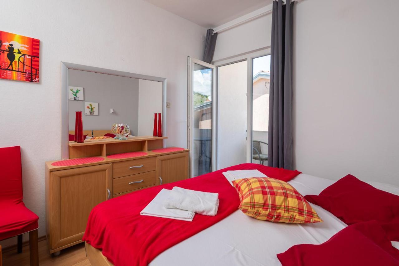 Beach Apartments Borovina Stanici Ngoại thất bức ảnh